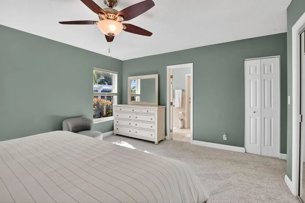18298 102nd Way Boca Raton, FL 33498