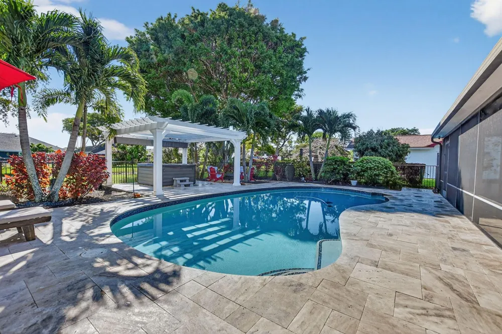 18298 102nd Way Boca Raton, FL 33498
