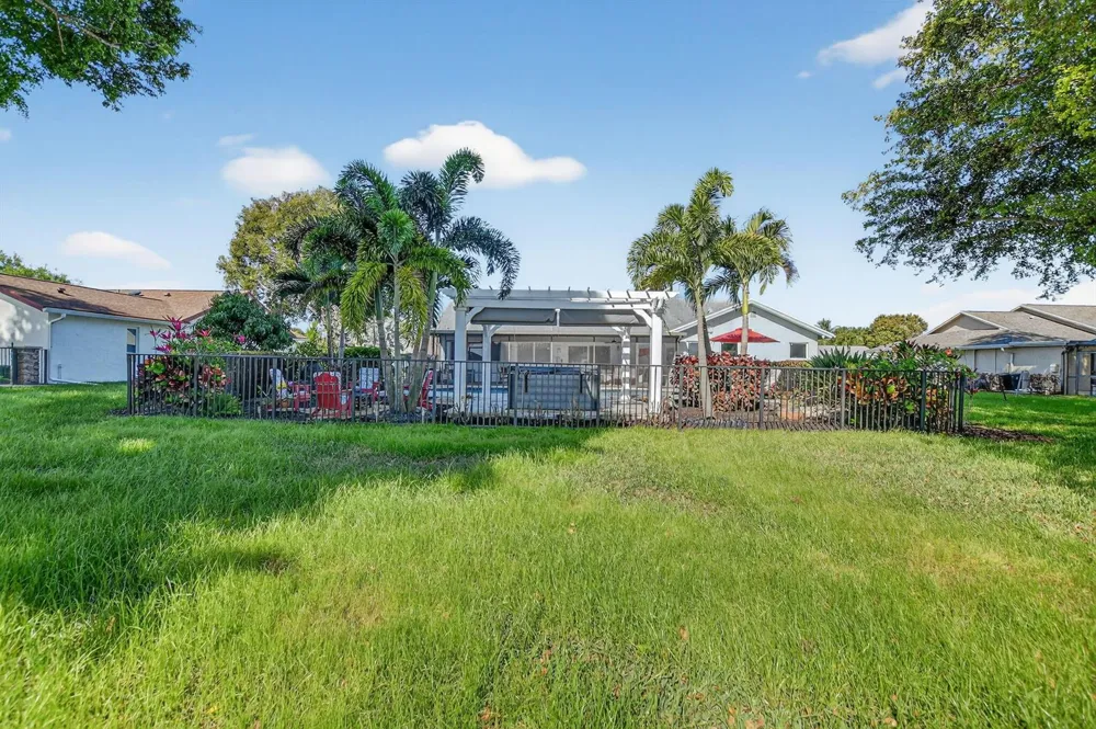 18298 102nd Way Boca Raton, FL 33498