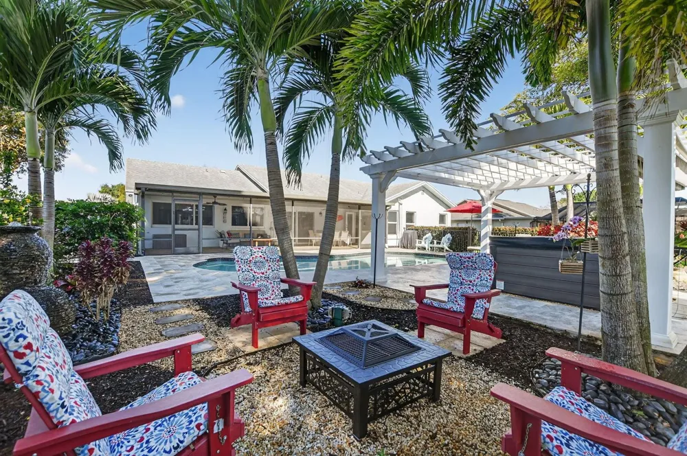18298 102nd Way Boca Raton, FL 33498