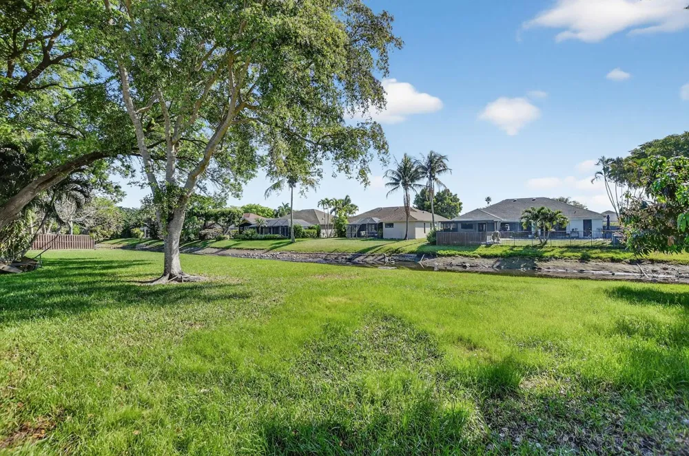 18298 102nd Way Boca Raton, FL 33498