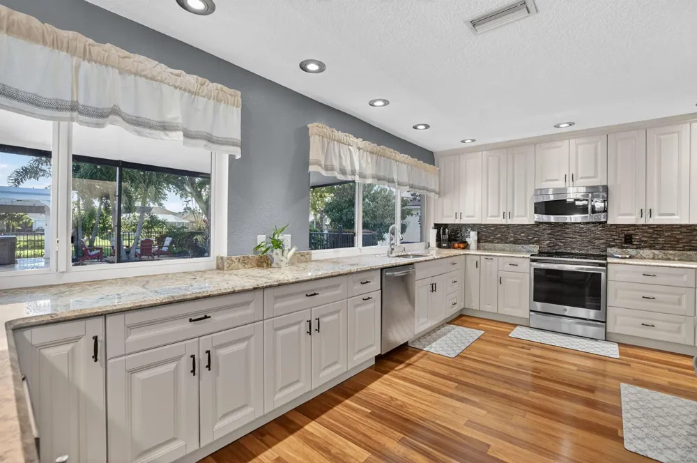 18298 102nd Way Boca Raton, FL 33498
