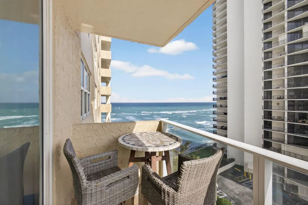 5440 Ocean Drive #805 Singer Island, FL 33404