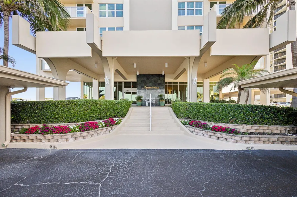 5440 Ocean Drive #805 Singer Island, FL 33404
