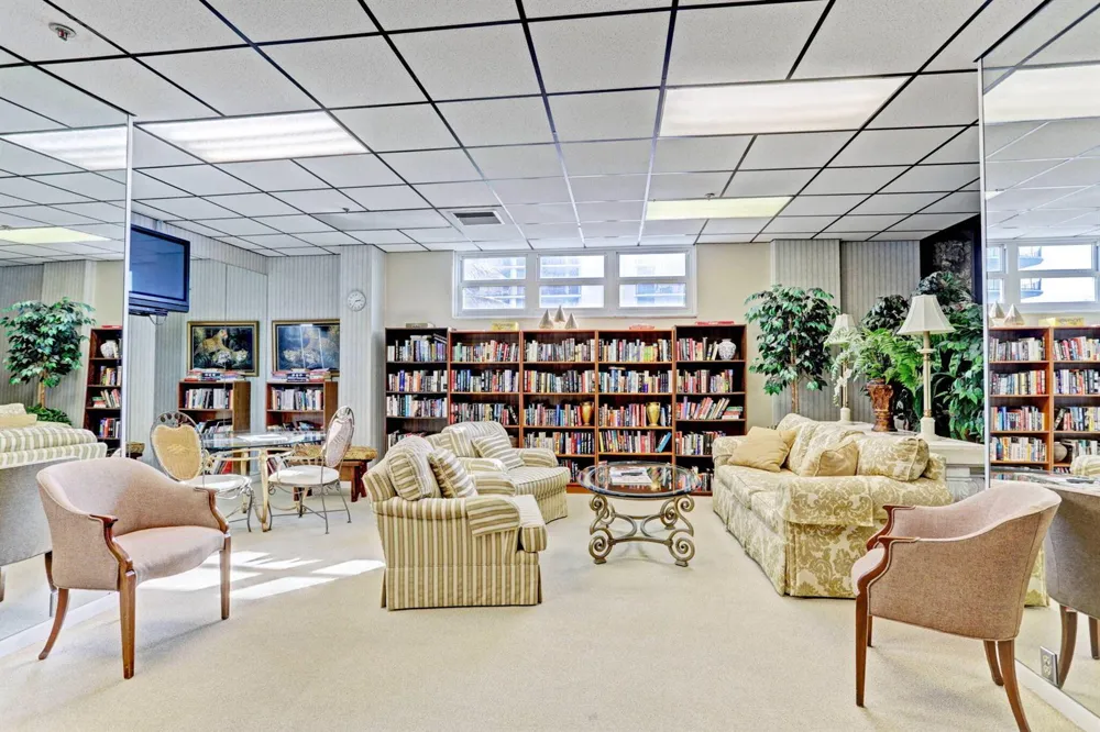 5440 Ocean Drive #805 Singer Island, FL 33404