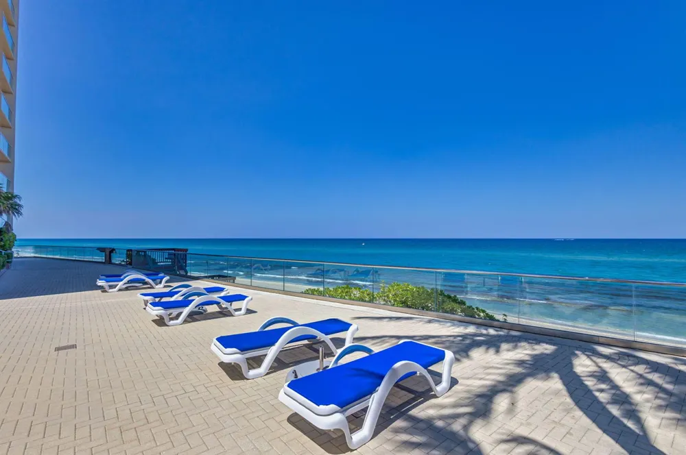 5440 Ocean Drive #805 Singer Island, FL 33404