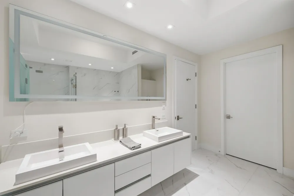 3100 Ocean Drive #H-1506 Singer Island, FL 33404