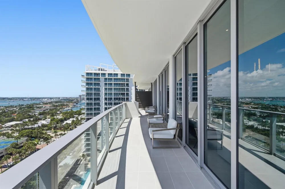 3100 Ocean Drive #H-1506 Singer Island, FL 33404
