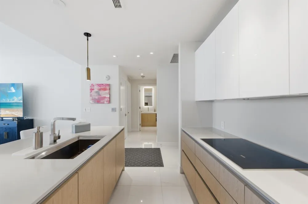 3100 Ocean Drive #H-1506 Singer Island, FL 33404
