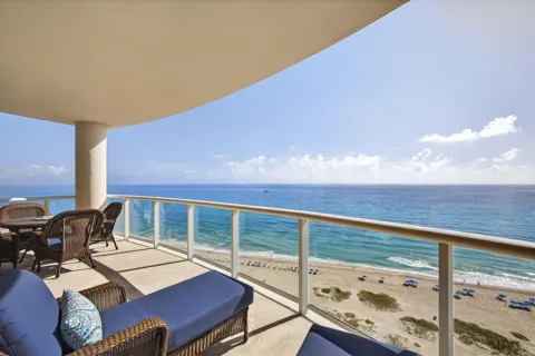 2700 Ocean Drive #1401a