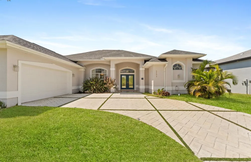 8090 Arlewood Circle Port Charlotte, FL 33981