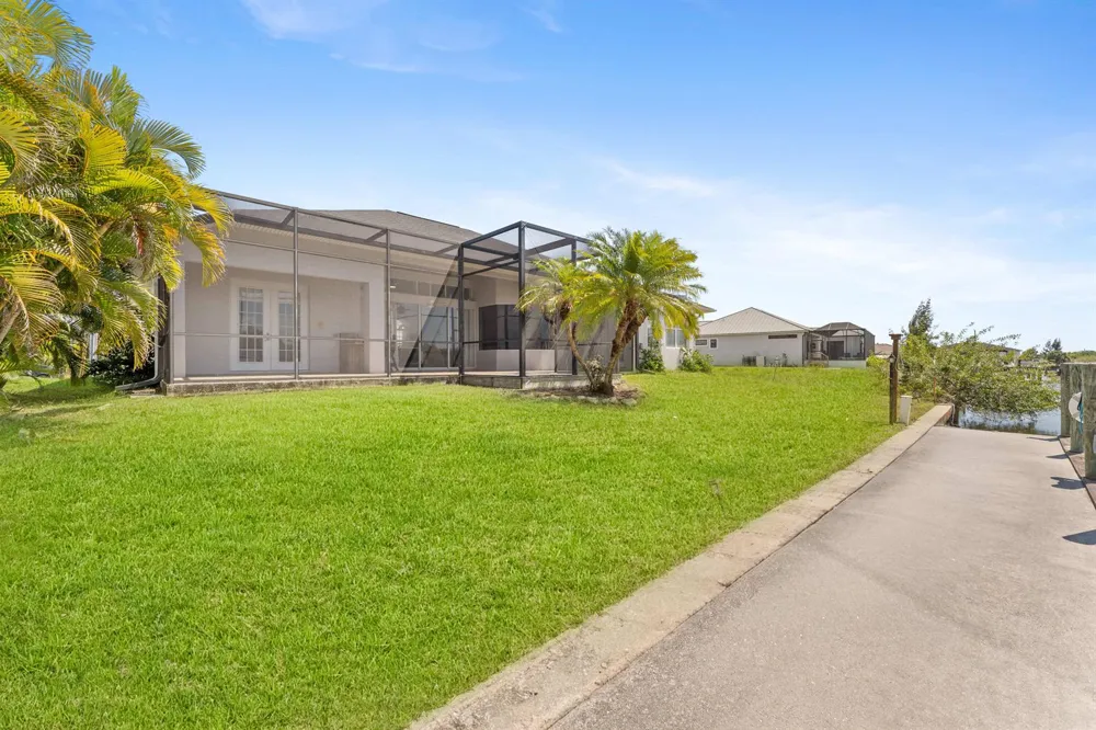8090 Arlewood Circle Port Charlotte, FL 33981