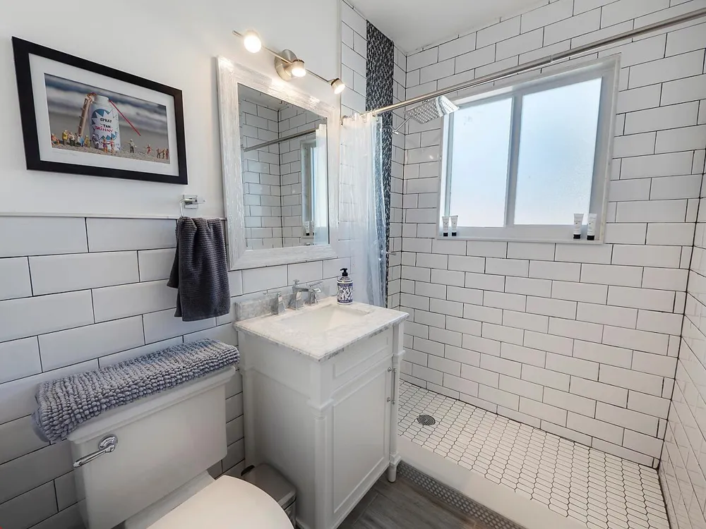 1236 Beach Road #2 Riviera Beach, FL 33404