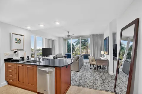 3800 Ocean Drive #518