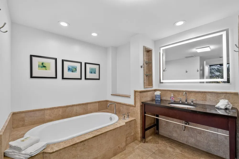 3800 Ocean Drive #518 Singer Island, FL 33404