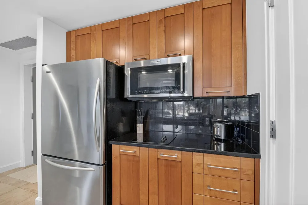 3800 Ocean Drive #518 Singer Island, FL 33404