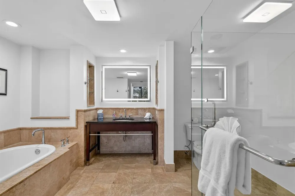 3800 Ocean Drive #518 Singer Island, FL 33404