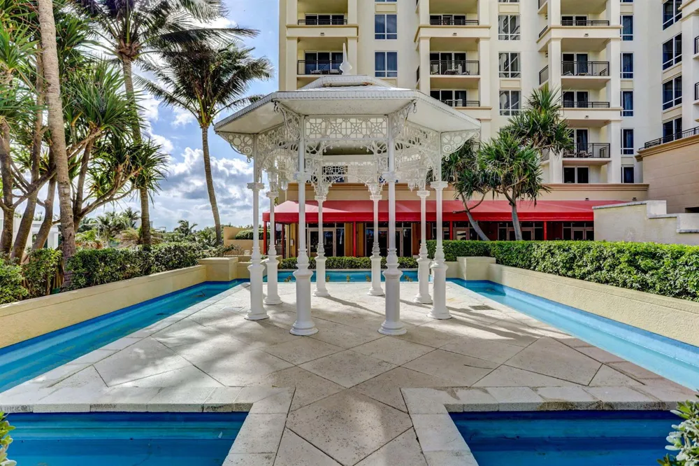 3800 Ocean Drive #518 Singer Island, FL 33404