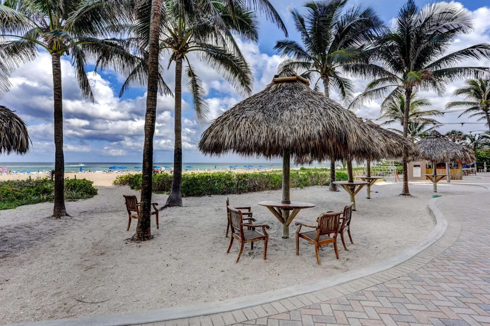 3800 Ocean Drive #518 Singer Island, FL 33404