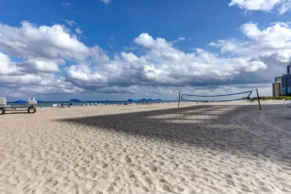 3800 Ocean Drive #518 Singer Island, FL 33404