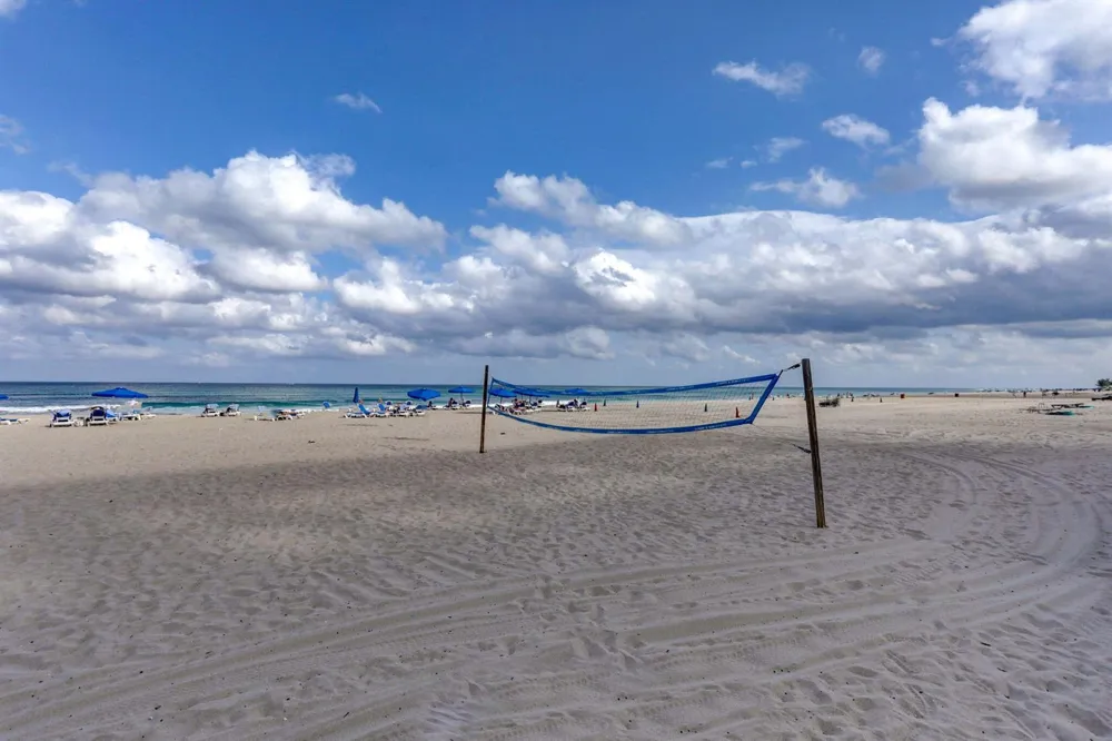 3800 Ocean Drive #518 Singer Island, FL 33404