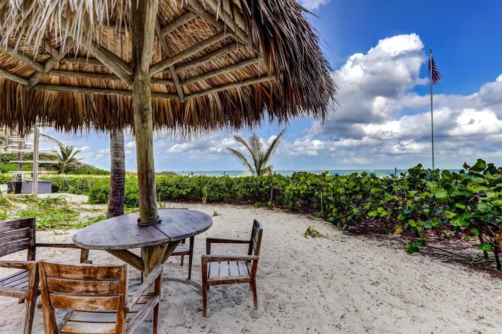 3800 Ocean Drive #518 Singer Island, FL 33404