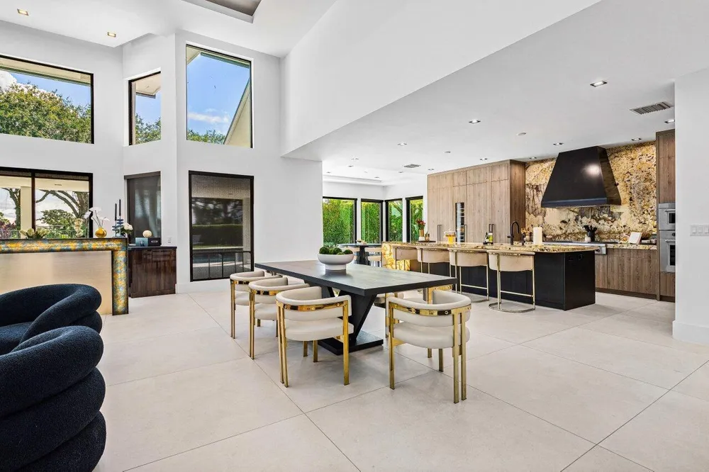 4825 Bocaire Boulevard Boca Raton, FL 33487