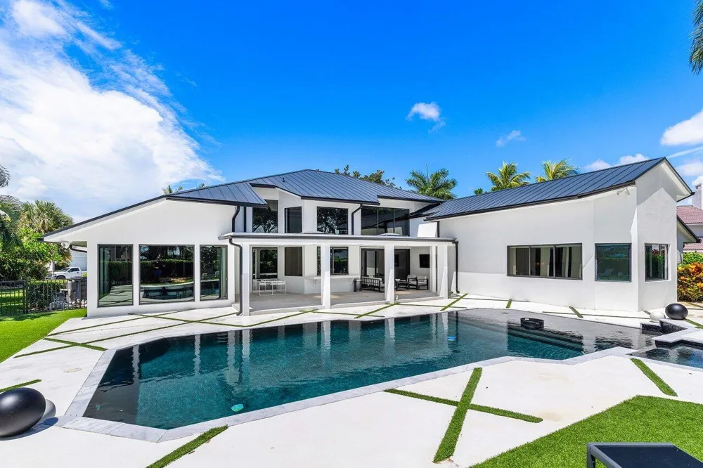 4825 Bocaire Boulevard Boca Raton, FL 33487