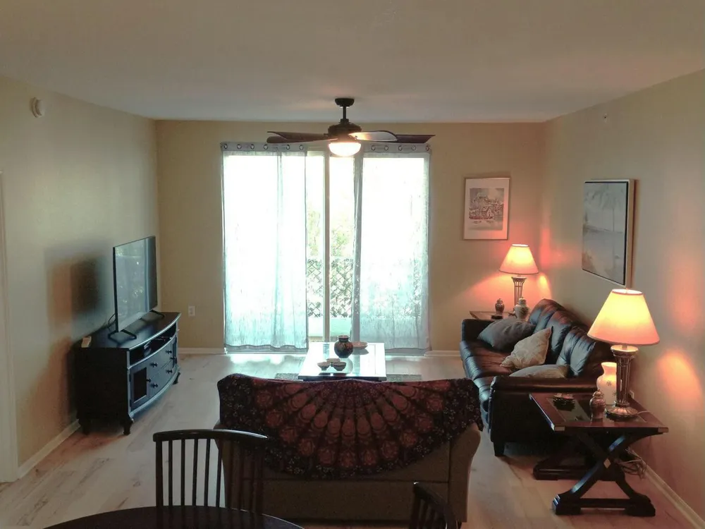 802 W Windward Way #203 Lantana, FL 33462