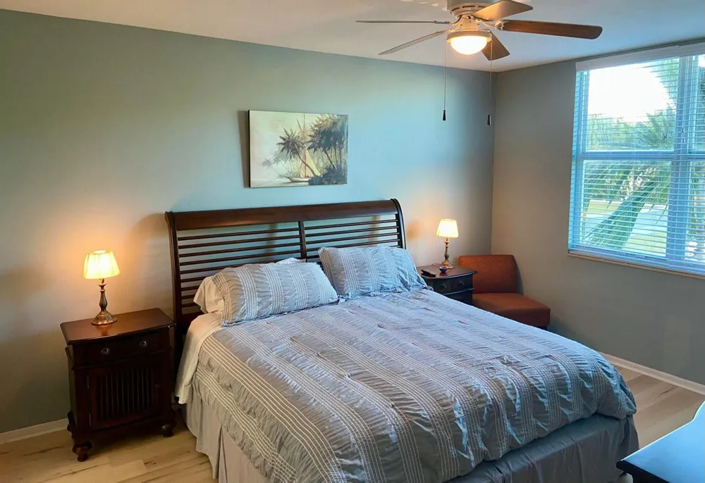 802 W Windward Way #203 Lantana, FL 33462
