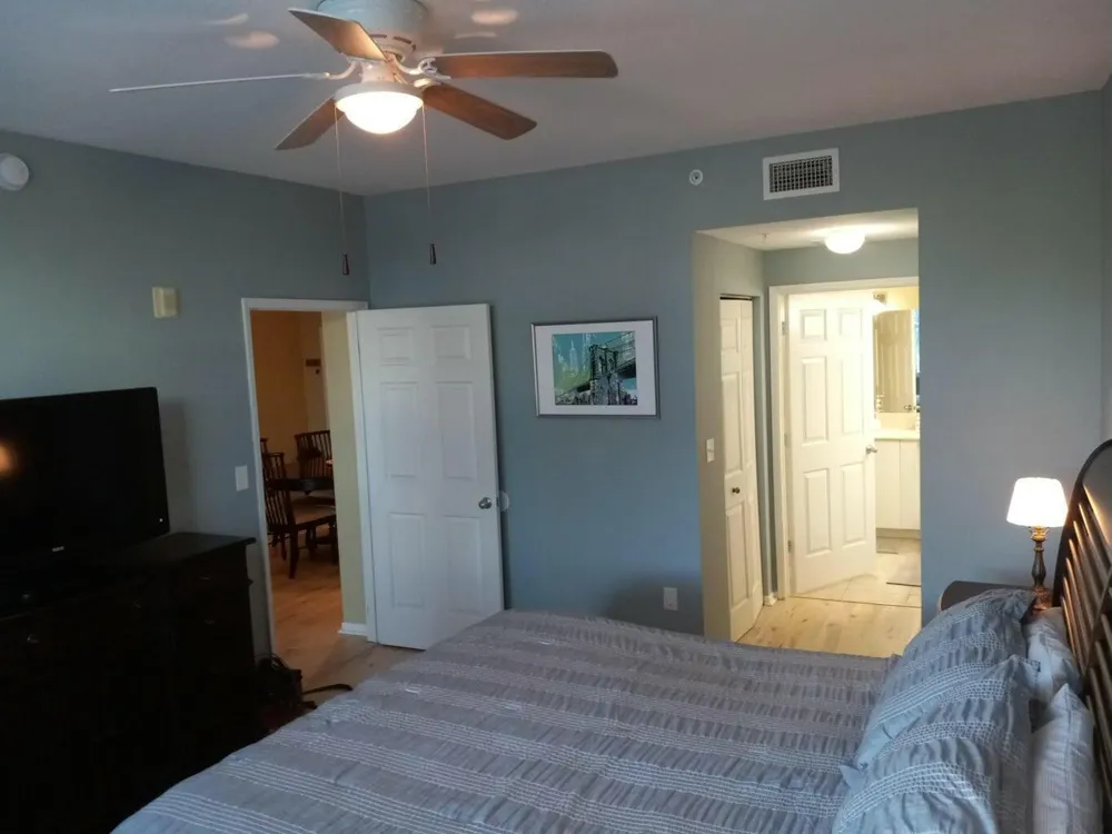 802 W Windward Way #203 Lantana, FL 33462
