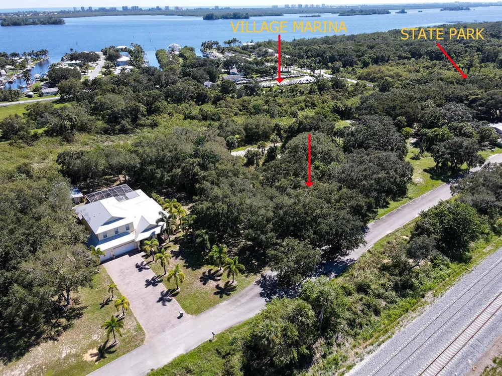 4116 Mariner Oaks Way Fort Pierce, FL 34946
