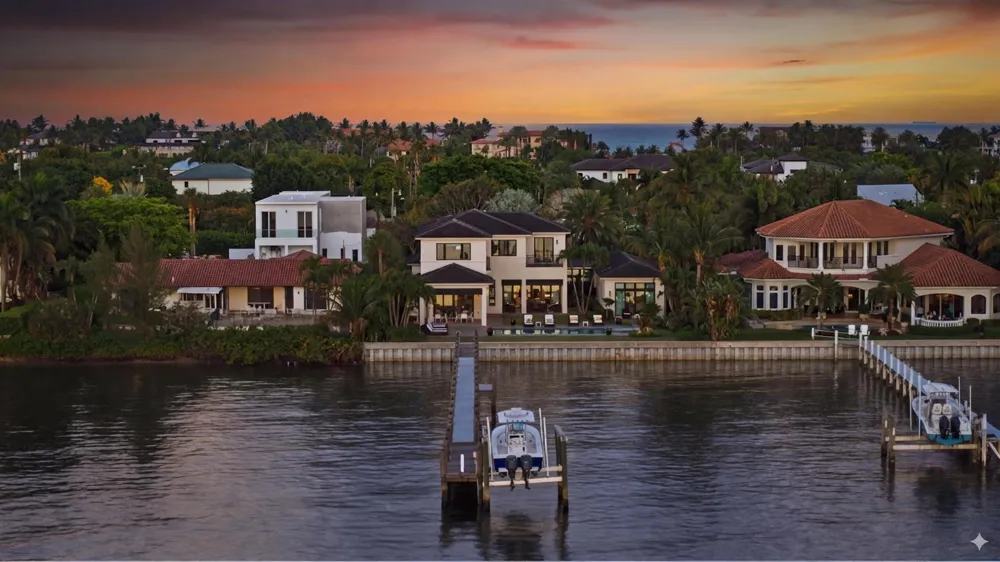 825 W Oyster Lane Lantana, FL 33462