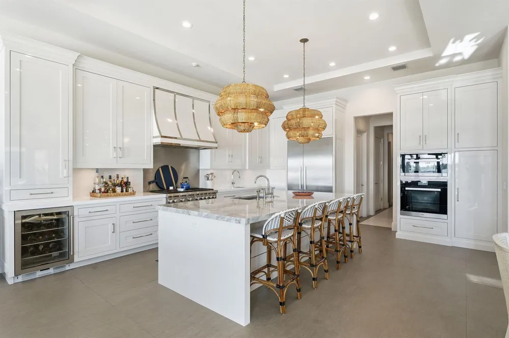 825 W Oyster Lane Lantana, FL 33462