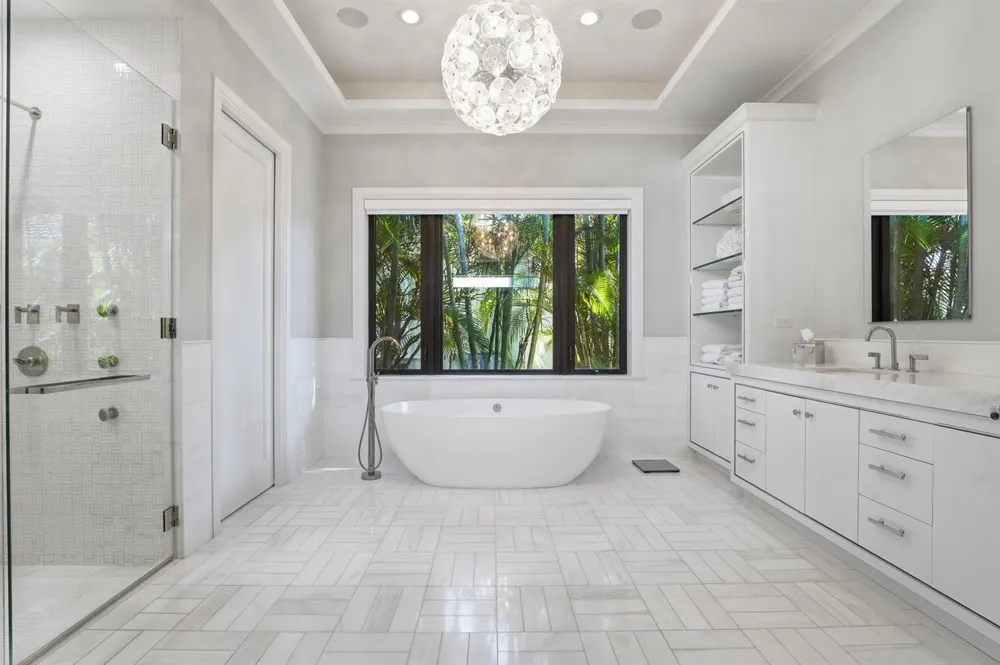 825 W Oyster Lane Lantana, FL 33462
