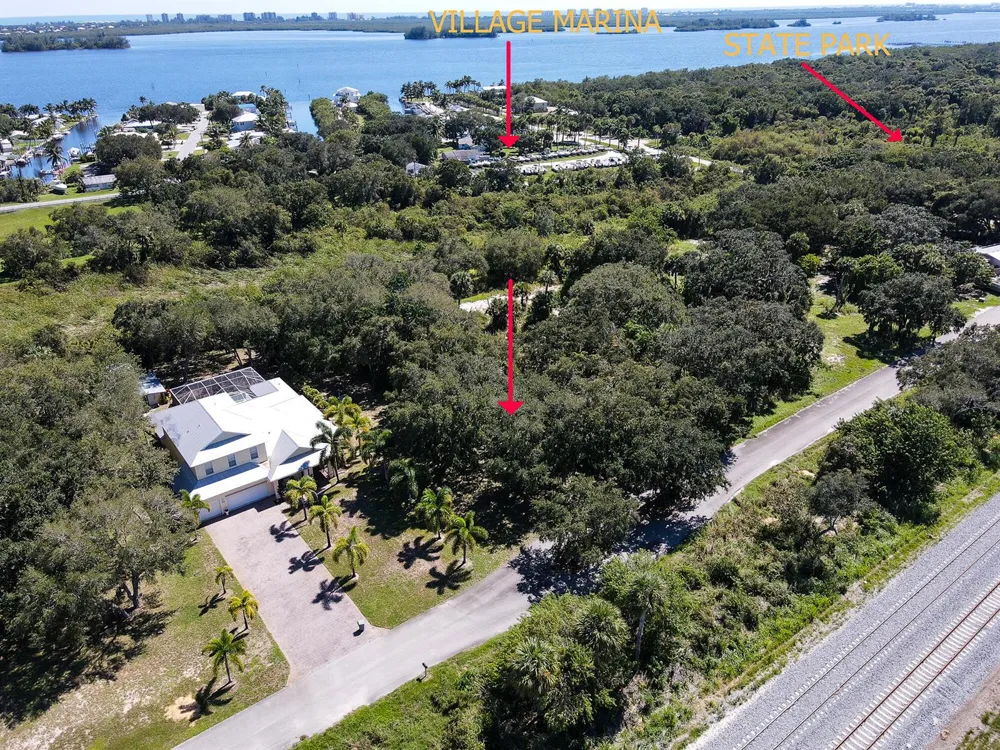 4120 Mariner Oaks Way Fort Pierce, FL 34946