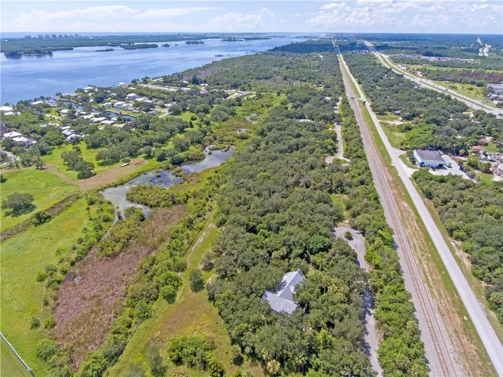 4132 Mariner Oaks Way Fort Pierce, FL 34946