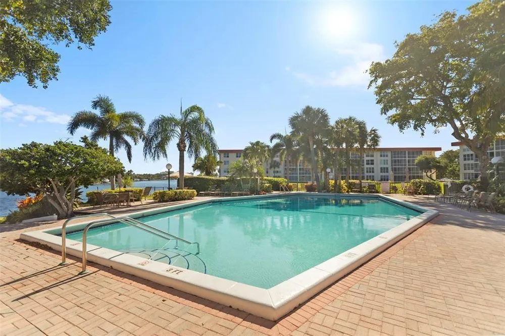 3100 NE 48th Court #413 Lighthouse Point, FL 33064