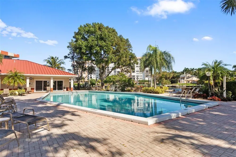 3100 NE 48th Court #413 Lighthouse Point, FL 33064