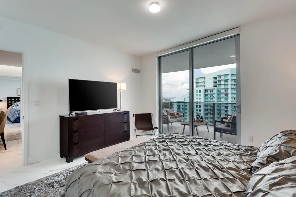 488 NE 18th Street #4711 Miami, FL 33132
