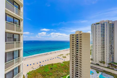 3000 Ocean Drive #22 G