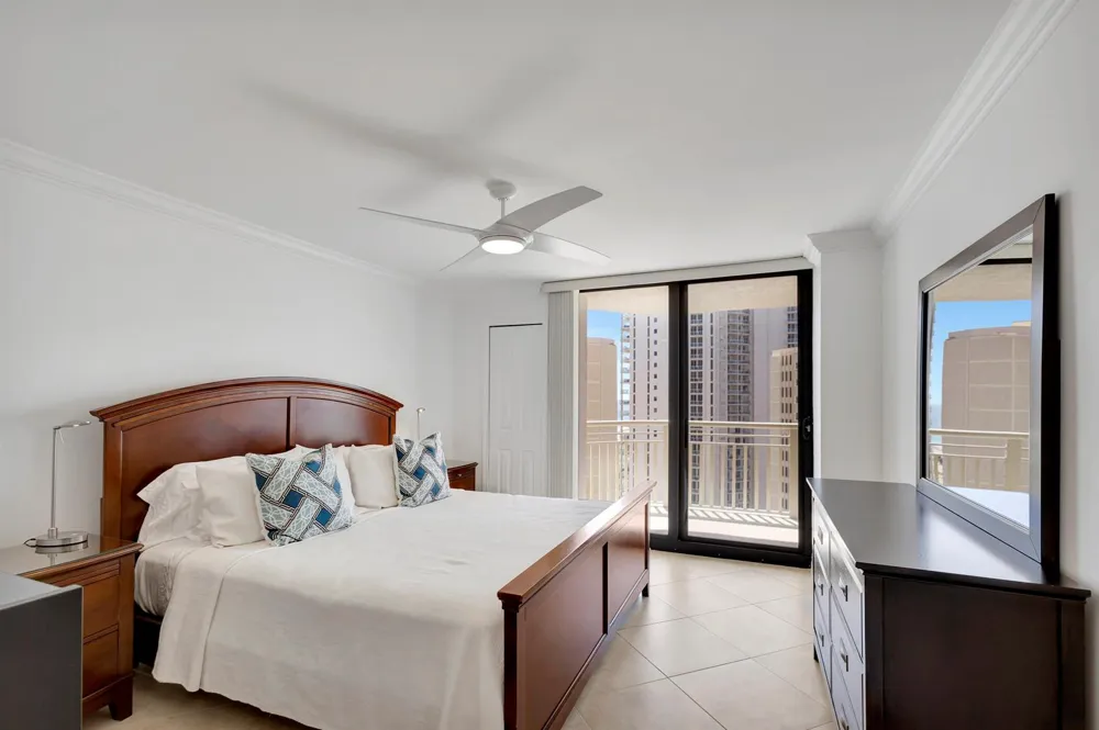 3000 Ocean Drive #22 G Singer Island, FL 33404