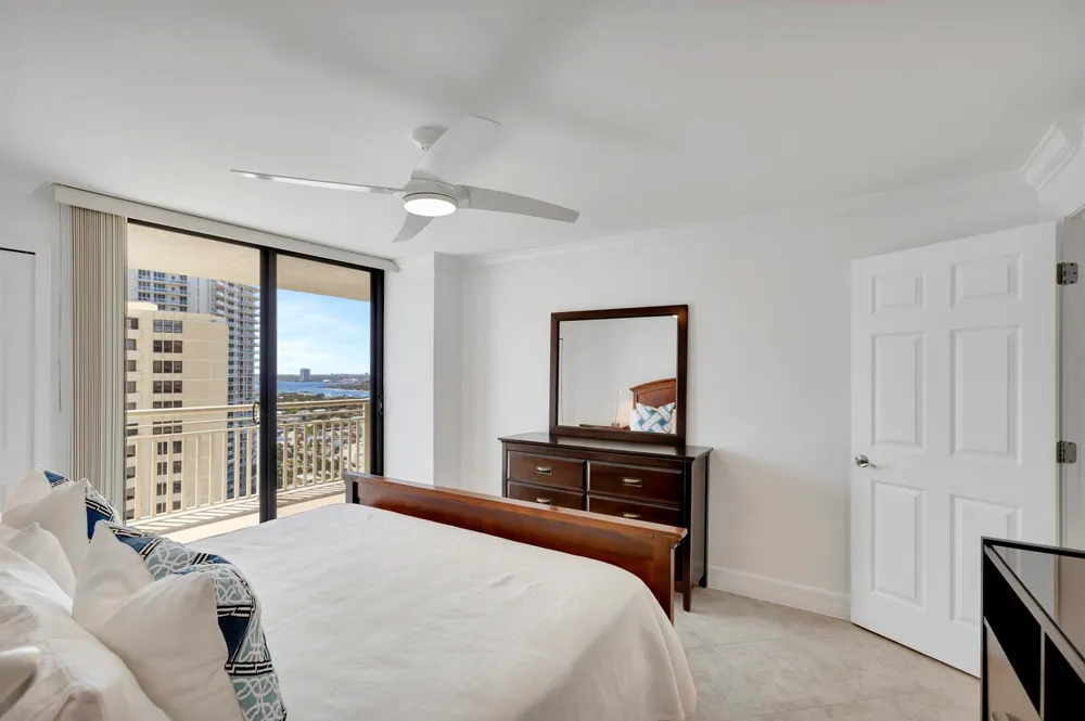3000 Ocean Drive #22 G Singer Island, FL 33404