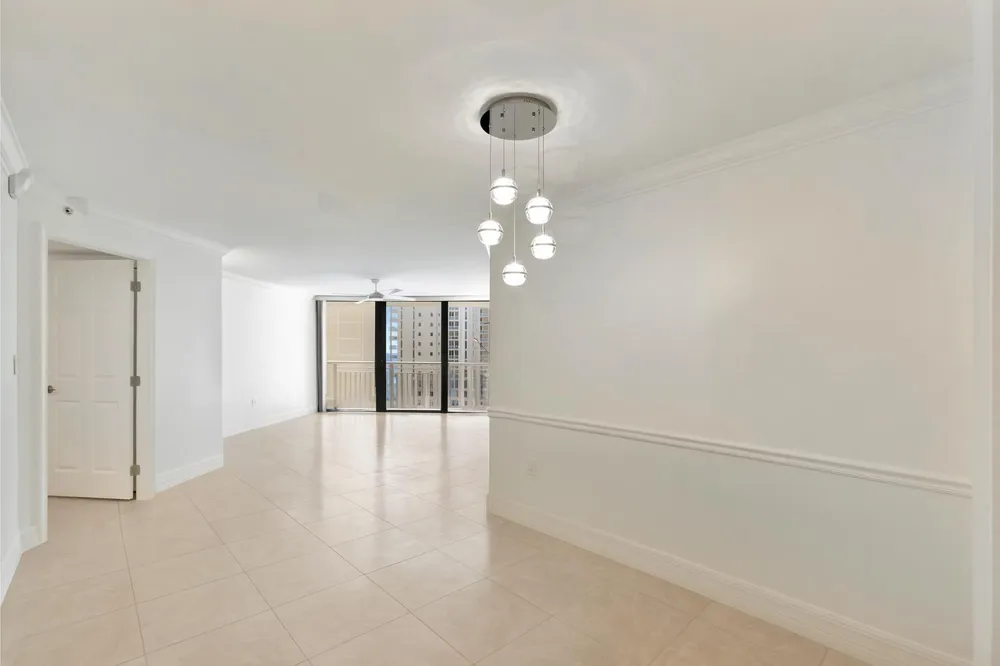 3000 Ocean Drive #22 G Singer Island, FL 33404