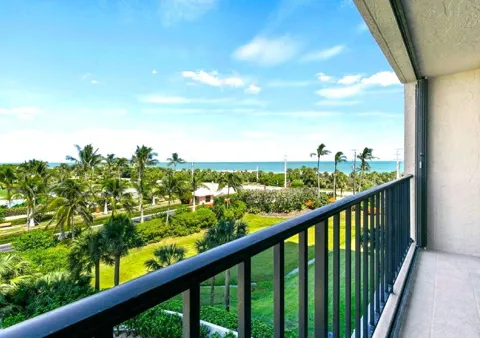 5047 Highway A1a #404
