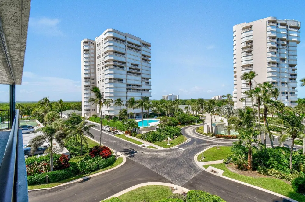 5047 Highway A1a #404 Hutchinson Island, FL 34949