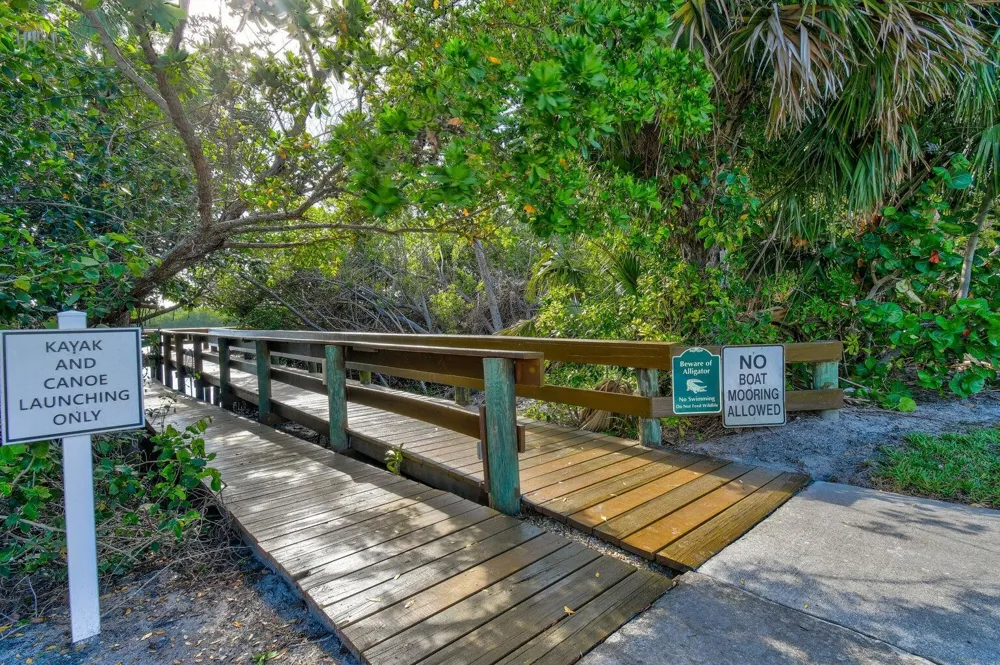 5047 Highway A1a #404 Hutchinson Island, FL 34949