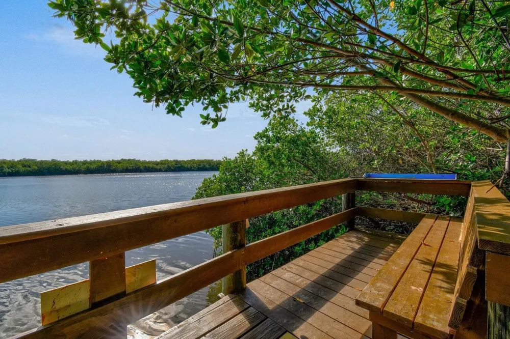 5047 Highway A1a #404 Hutchinson Island, FL 34949