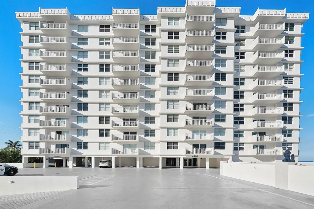 4505 S Ocean Boulevard #1008 Highland Beach, FL 33487