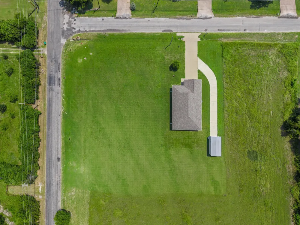 637 Hoffmeyer Lane Robinson, TX 76706